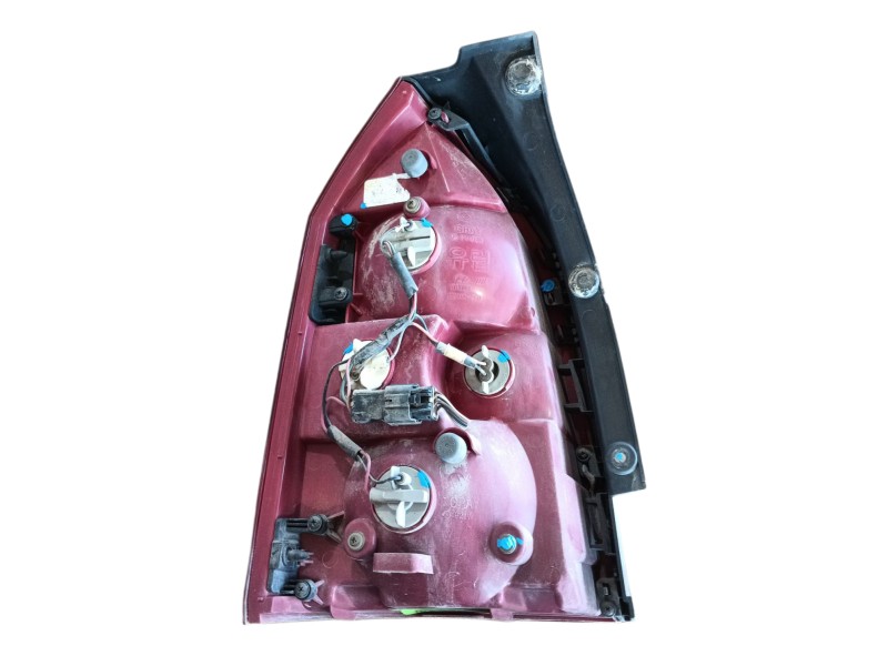 Recambio de piloto trasero derecho para hyundai tucson (jm) 2.0 crdi referencia OEM IAM  924022E0 