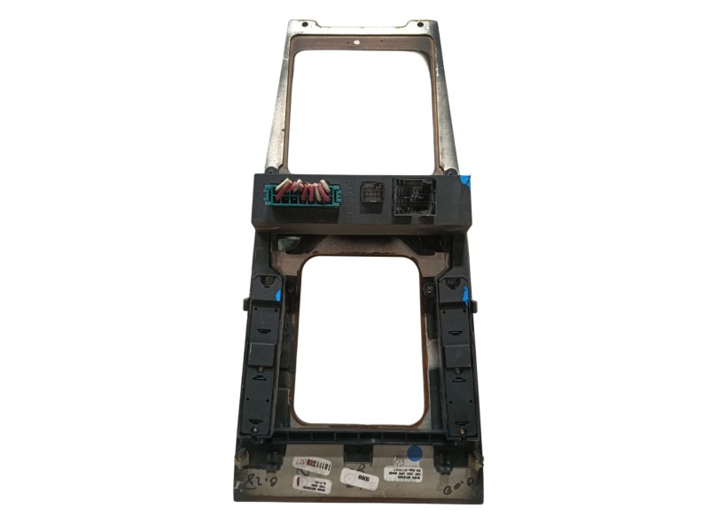 Recambio de consola central para mercedes-benz clase m (w163) ml 270 cdi (163.113) referencia OEM IAM A1638205010 03751710 