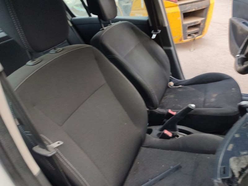 renault clio iii (br0/1, cr0/1) del año 2013