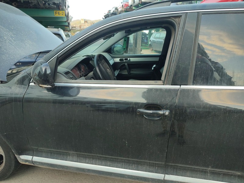 Recambio de puerta delantera izquierda para volkswagen touareg (7la, 7l6, 7l7) 2.5 r5 tdi referencia OEM IAM   