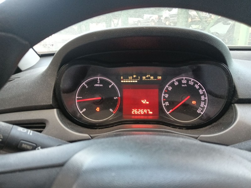 opel corsa e (x15) del año 2016