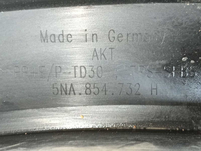 Recambio de aletin delantero derecho para volkswagen tiguan (ad1, ax1) 2.0 tdi referencia OEM IAM 5NA854732H9B9 5NA854732H 