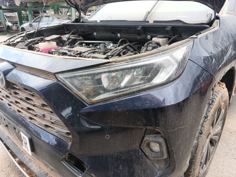 toyota rav 4 v (_a5_, _h5_) del año 2022