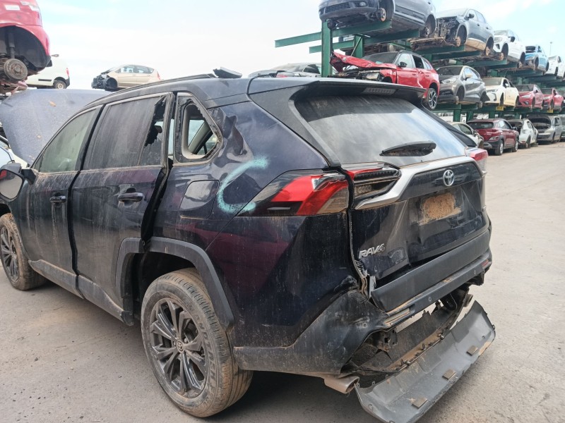 toyota rav 4 v (_a5_, _h5_) del año 2022