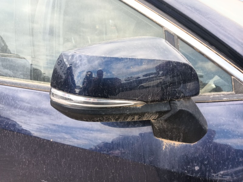 toyota rav 4 v (_a5_, _h5_) del año 2022