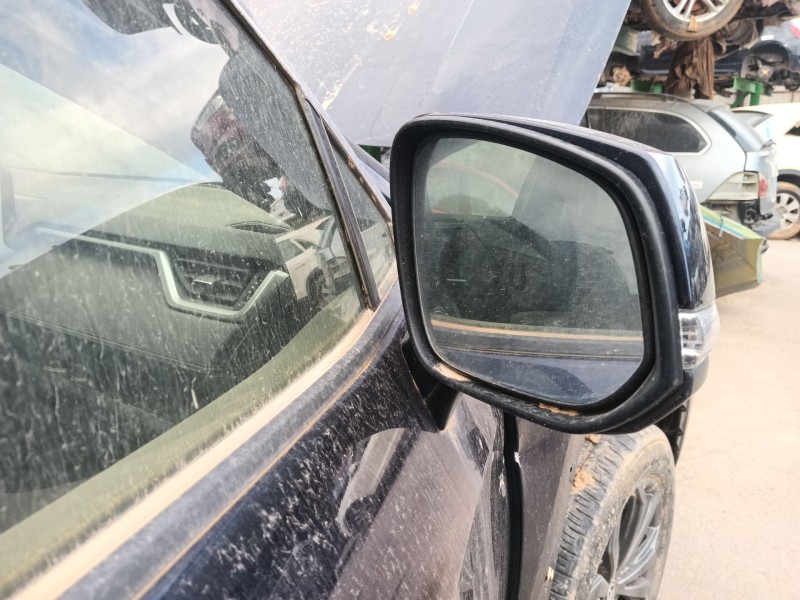 toyota rav 4 v (_a5_, _h5_) del año 2022