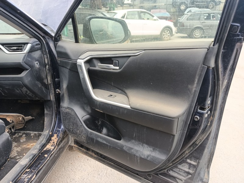 toyota rav 4 v (_a5_, _h5_) del año 2022