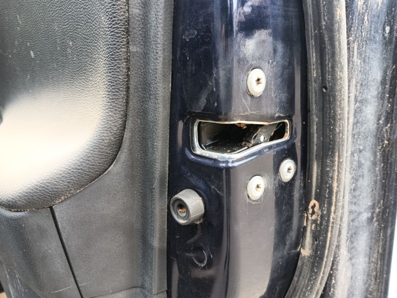 toyota rav 4 v (_a5_, _h5_) del año 2022