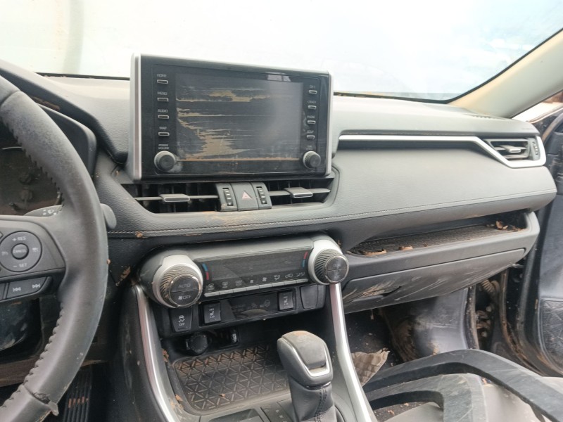 toyota rav 4 v (_a5_, _h5_) del año 2022