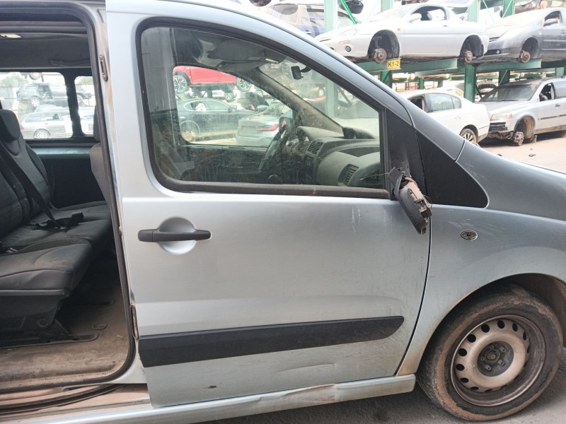 Recambio de puerta delantera derecha para peugeot expert tepee (vf3x_) 1.6 hdi 90 16v referencia OEM IAM   