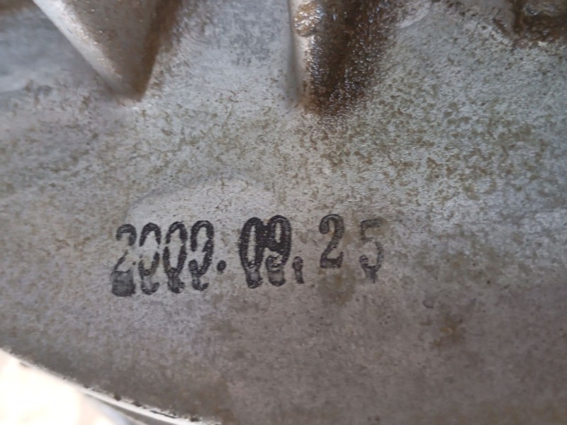 Recambio de caja cambios para ssangyong rodius i 2.7 xdi referencia OEM IAM 3102021111  