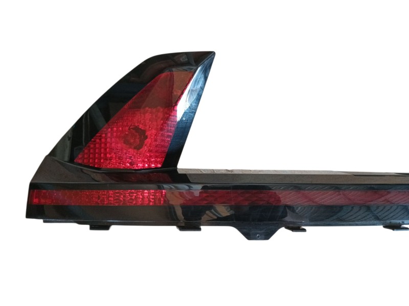 Recambio de piloto trasero central para hyundai tucson (nx4e, nx4a) 1.6 t-gdi referencia OEM IAM   