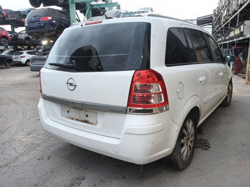opel zafira / zafira family b (a05) del año 2009