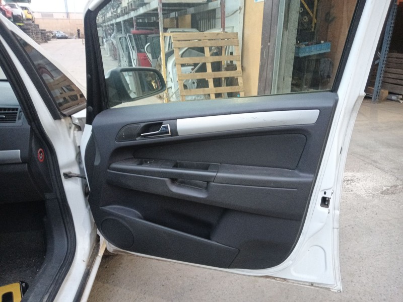 opel zafira / zafira family b (a05) del año 2009