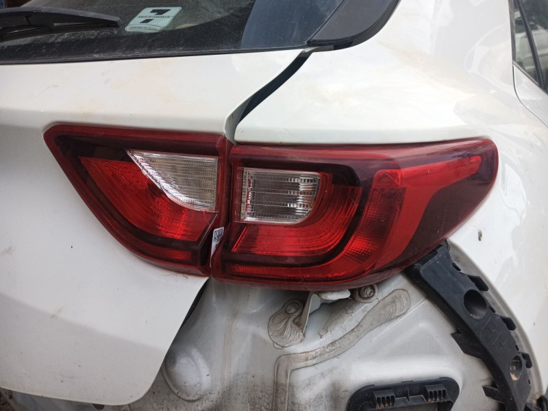 Recambio de piloto trasero derecho para kia stonic (yb) 1.2 cvvt referencia OEM IAM   