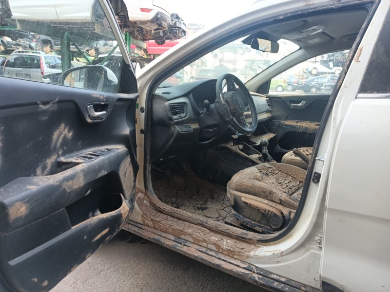 kia stonic (yb) del año 2022