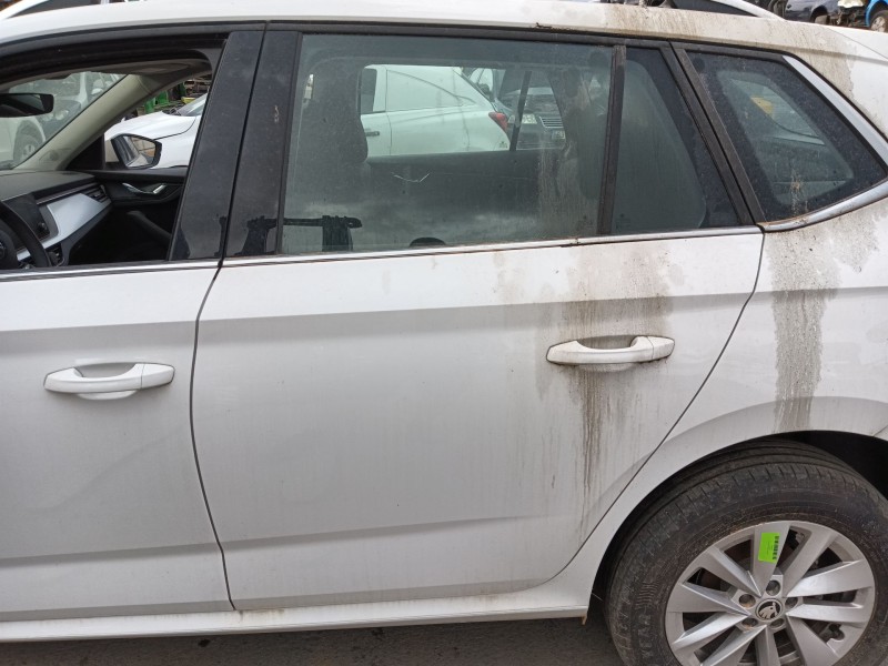Recambio de puerta trasera izquierda para skoda kamiq (nw4) 1.0 tsi referencia OEM IAM   