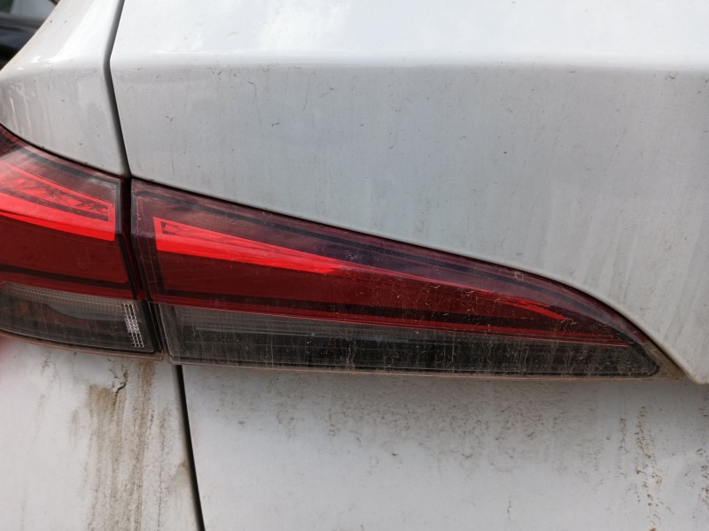 Recambio de piloto trasero izquierdo interior para skoda kamiq (nw4) 1.0 tsi referencia OEM IAM   