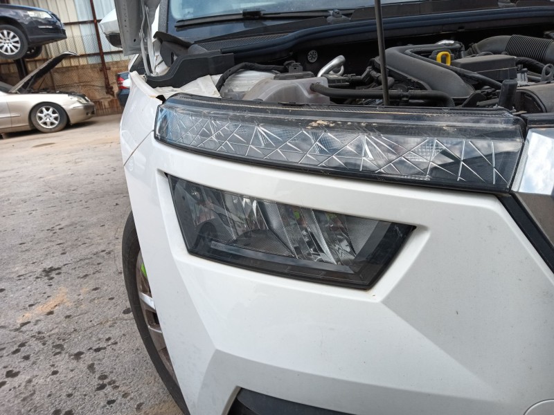 Recambio de faro derecho para skoda kamiq (nw4) 1.0 tsi referencia OEM IAM   
