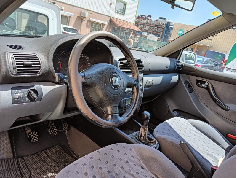 seat toledo ii (1m2) del año 2000