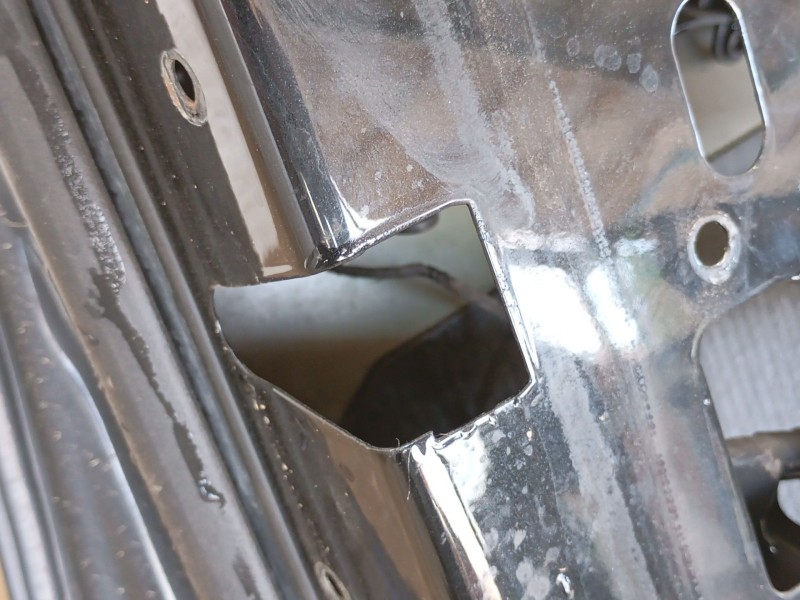 Recambio de puerta delantera izquierda para bmw 3 (e90) 320 d referencia OEM IAM   