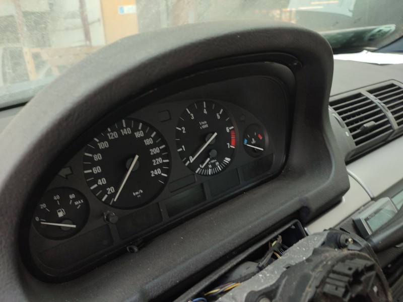 Recambio de cuadro instrumentos para bmw x5 (e53) 3.0 i referencia OEM IAM   
