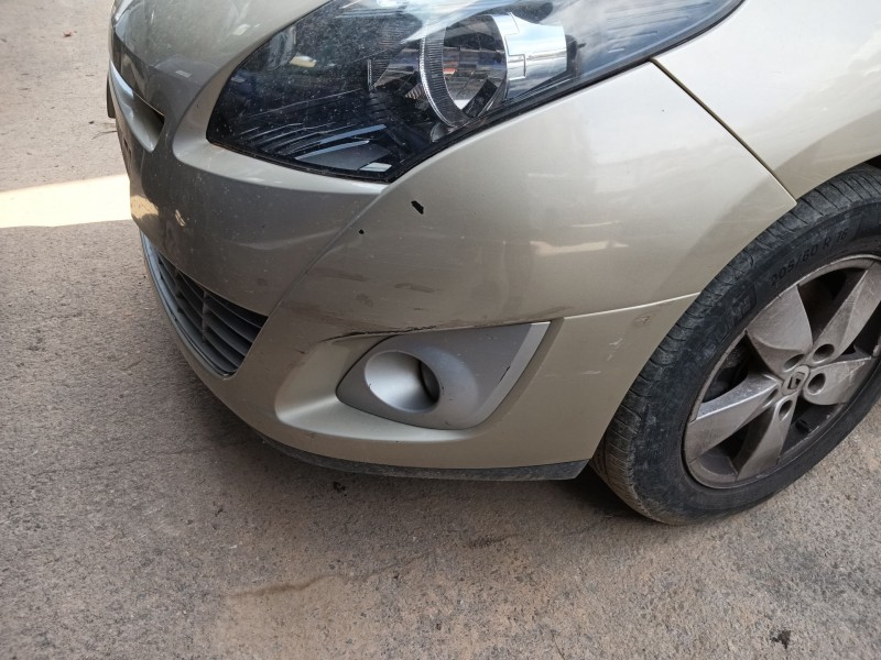 Recambio de paragolpes delantero para renault grand scénic iii (jz0/1_) 1.5 dci referencia OEM IAM   