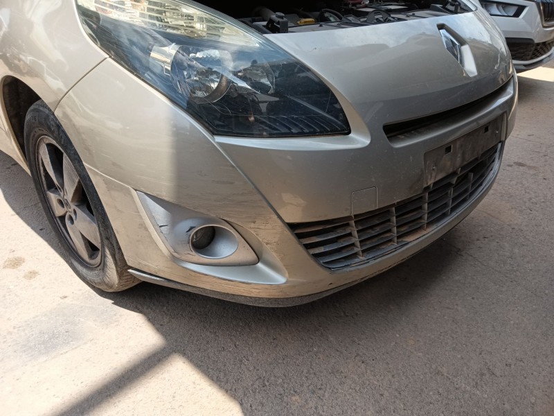 Recambio de paragolpes delantero para renault grand scénic iii (jz0/1_) 1.5 dci referencia OEM IAM   