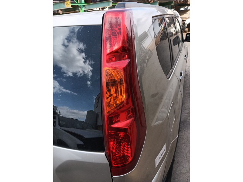 Recambio de piloto trasero derecho para nissan x-trail ii (t31) 2.0 dci referencia OEM IAM   