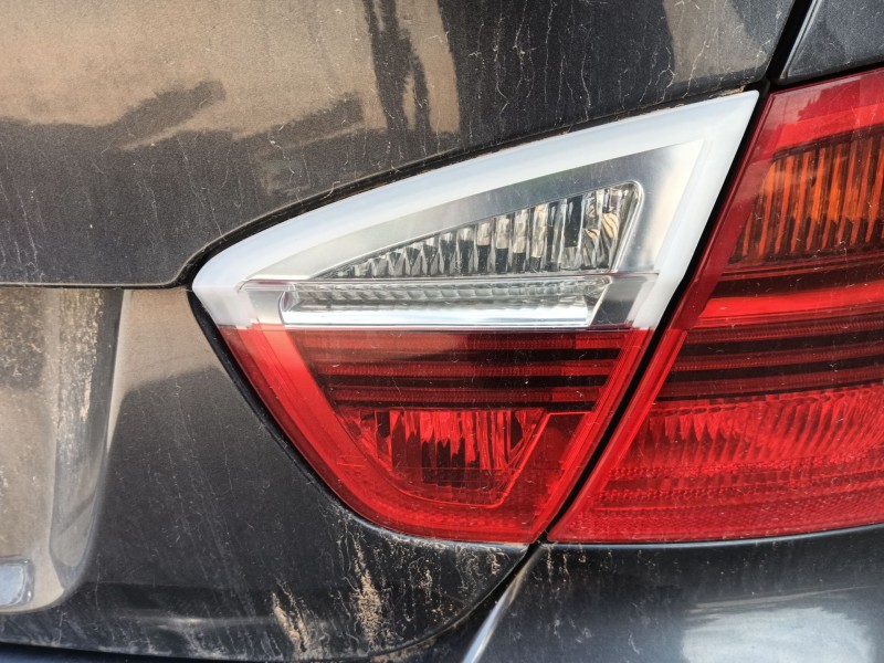 Recambio de piloto trasero derecho interior para bmw 3 (e90) 320 d referencia OEM IAM   