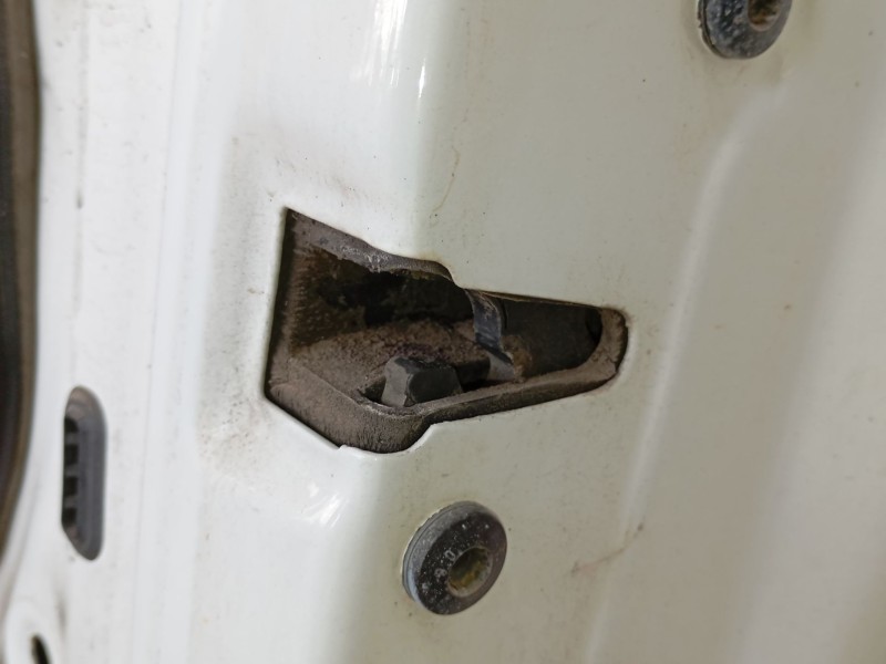 Recambio de puerta delantera derecha para audi a3 (8p1) 1.9 tdi referencia OEM IAM   