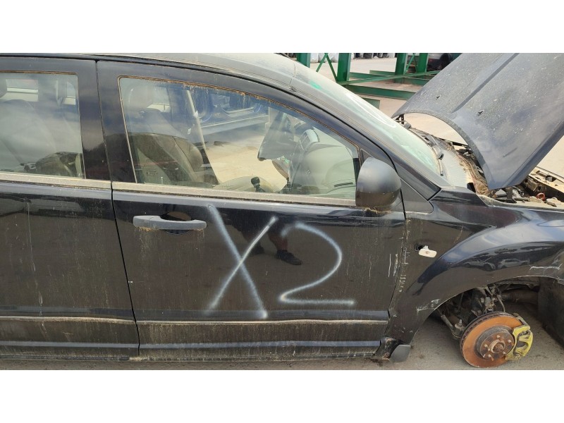 Recambio de puerta delantera derecha para dodge caliber 2.0 crd referencia OEM IAM   