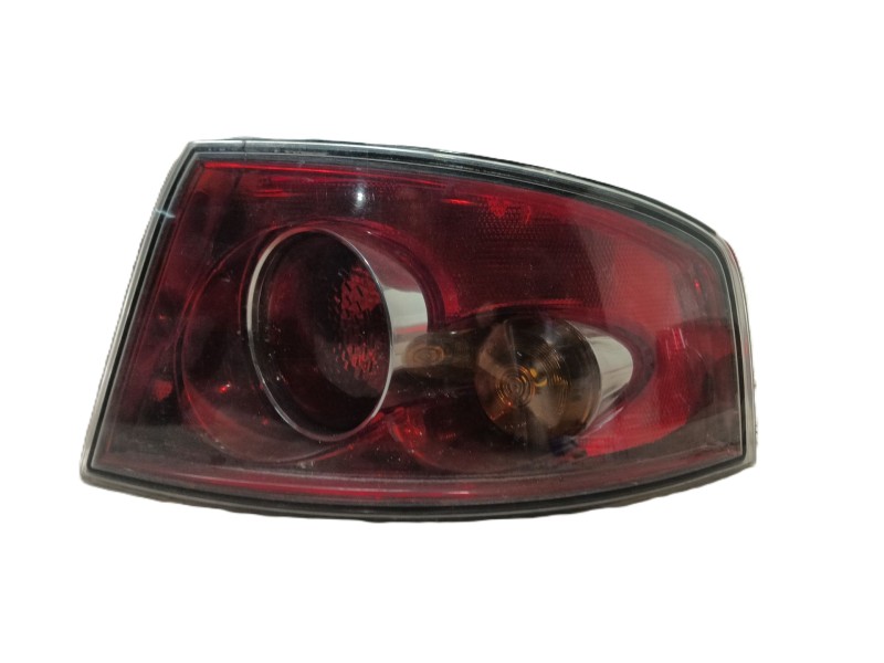 Recambio de piloto trasero derecho para seat ibiza iii (6l1) 1.9 tdi referencia OEM IAM 6L6945112B 6L6945096C 