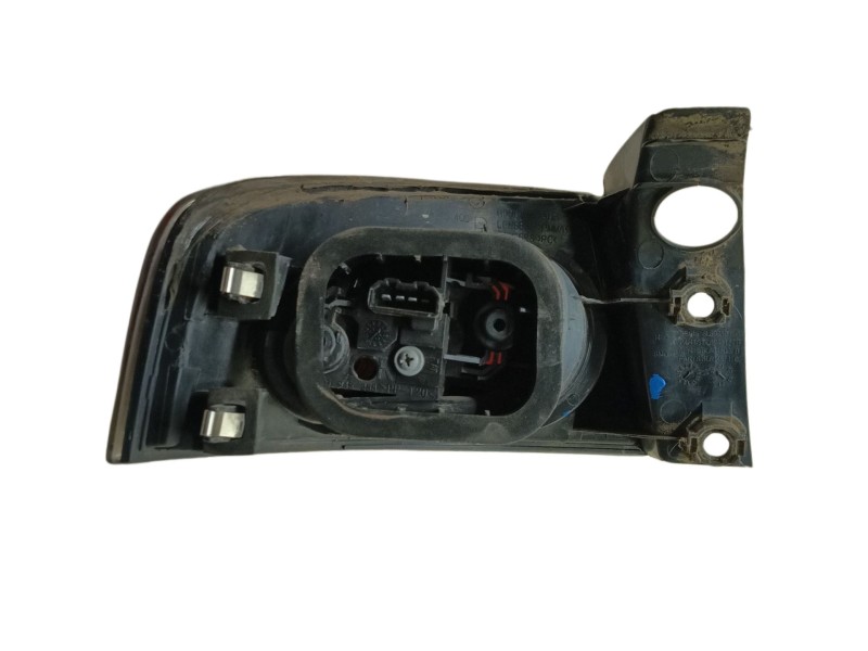 Recambio de piloto trasero derecho para seat ibiza iii (6l1) 1.9 tdi referencia OEM IAM 6L6945112B 6L6945096C 