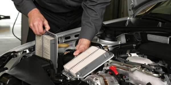 Guía Completa: Sustitución de Filtros del Coche (Aire, Aceite y Combustible)